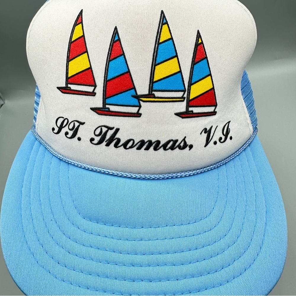 👉 Vintage St. Thomas V.I. Sailboat Trucker Hat – 80s Mesh Snapback Blue & White